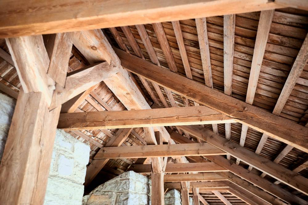 Charpente traditionnelle en bois - RL Couverture à Boulogne-Billancourt